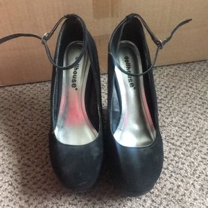 Black platform wedge heels